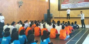 Warga Binaan Lapas Bojonegoro Antusias Ikuti Lomba Baca Pancasila dan Nyanyi Indonesia Raya