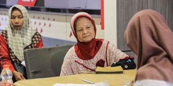 Dinsos Kota Kediri Awasi Penyaluran Bansos PKH Plus Tahap 3 untuk 454 Lansia 70 Tahun ke Atas