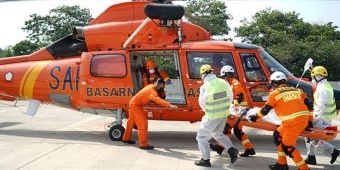 Jasa Marga dan Basarnas Gelar Simulasi Penyelamatan Khusus Kecelakaan Menggunakan Helikopter