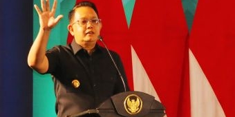 Kabar Gembira! UMP Jatim 2025 Naik 6,5 Persen, Begini Kata Pj Gubernur Adhy