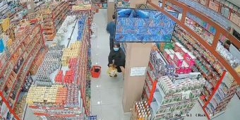 Aksi Pencurian Susu Formula di Minimarket Ngawi Viral, Disembunyikan di Rok