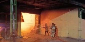 Kebakaran Ruko Jajanan di Kediri, Kerugian Capai Rp750 Juta