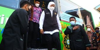 Peringati HUT ke-77, Gubernur Khofifah Persilakan Masyarakat Nikmati Bus Trans Jatim Sehari Penuh