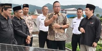 Wakil Bupati Gresik Resmikan Pompa Air Tenaga Surya di Bawean