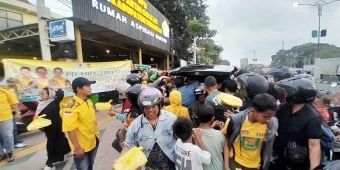 AMPG Jatim dan Sidoarjo Tebar Ratusan Takjil untuk Masyarakat