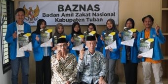 8 Mahasiswa Unirow Terima Beasiswa Program SKSS Baznas Tuban