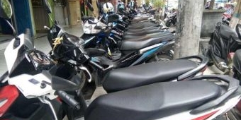 Ditempatkan di atas Trotoar, DPRD Lamongan Sorot Parkiran Pasar Baru