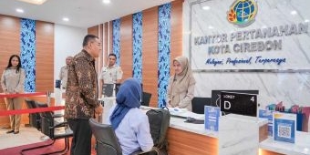 Wamen ATR/BPN Tinjau Layanan Pertanahan di Kota Cirebon