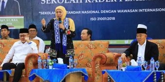 Di SMA Kebangsaan Lampung Selatan, Khofifah Apresiasi Sekolah Pencetak Calon Pemimpin Bangsa