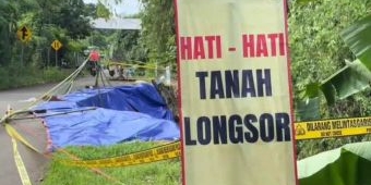 Hujan Ekstrem Sebabkan Jalur Wisata Pasuruan Ambrol Sepanjang 30 Meter, Pipa Air Warga Putus