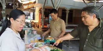Pecel Punten 'Benjeng Mriki Maleh' Kuliner Ikonik Kota Kediri yang Pernah Dijujuki Presiden SBY