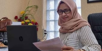 Emi Puasa Handayani: Advokat dan Dosen Hukum Inspiratif dari Kota Kediri
