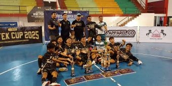 SMA Kholilurrohman Konang Borong 4 Trofi di Turnamen Futsal Perfek Cup 2025