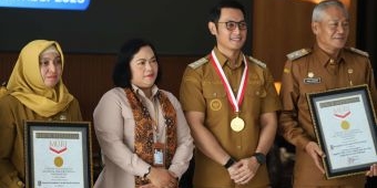 Tuban Raih 2 Penghargaan Rekor MURI atas Unggahan Karya Literasi Digital Terbanyak