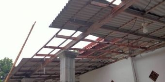 Angin Kencang Rusak 15 Bangunan di Sampang, Satu Madrasah Terdampak