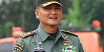 mendadak-letjen-tni-kunto-putra-mantan-wapres-try-sutrisno-batal-dimutasi