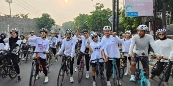 Kampanye Terakhir, Paslon Fren Gowes Bersama Tim Sukses dan Simpatisan Keliling Kota Kediri