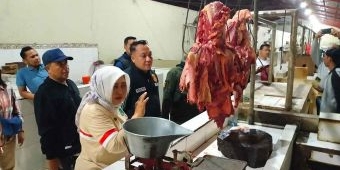 Waspadai Daging Gelonggongan di Pasar Tradisional, Satgas Pangan Kabupaten Pasuruan Gelar Sidak