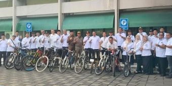 Pemkab Bangkalan Instruksikan ASN Ngantor Pakai Sepeda, Antisipasi Dampak Konflik Timur Tengah
