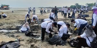Bersih-Bersih Pantai Boom, Langkah Nyata Yayasan Wings Peduli Kebersihan Lingkungan