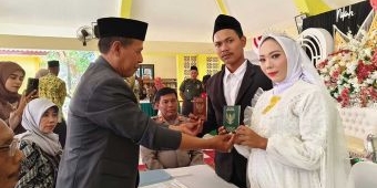 Meriahkan HUT ke-79 RI, 10 Pasang Pengantin di Tuban Gelar Nikah Massal