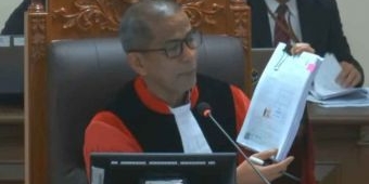 Ada Kesamaan di Tanda Tangan Pemilih, Ketua Bawaslu Bangkalan Dicecar Hakim MK