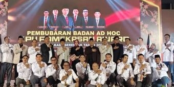 Apresiasi Peran Badan Ad Hoc di Pilkada 2024, KPU Pamekasan Beri Penghargaan