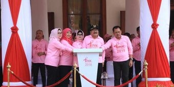 Tingkatkan Kesadaran Kanker Lewat Pink October