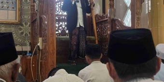 khutbah-idul-fitri-kiai-asep-doakan-mujtaba-khamenei-pemimpin-tertinggi-iran