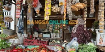 Daftar Harga Sembako Surabaya Hari Ini: Cabai Keriting, Bawang Merah dan Telur Ayam Kampung Naik