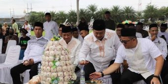 Sambut Ramadhan 1447 H, Ribuan Warga Jombang Meriahkan Grebeg Apem 2026