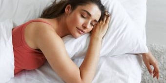 4 Manfaat Tidur Lebih Awal