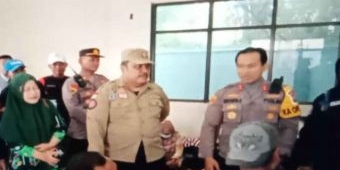 Dinsos P3A dan Polres Sumenep Kunjungi Penumpang di Pelabuhan Kalianget