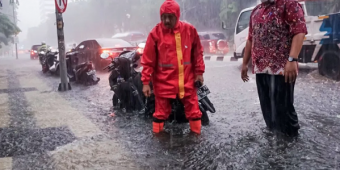 Info BMKG Sabtu 1 Mare 2025t: Awal Puasa Jatim Masih Hujan, Surabaya Diguyur Jam Berapa?