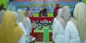 Kenalkan Teknologi AI, Ketua TP PKK Kabupaten Kediri Siapkan Guru PAUD Jadi Agen Perubahan 