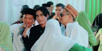 Charly Van Houten dan Gus Miftah Meriahkan Harlah ke-79 Muslimat di Pamekasan, Khofifah Titip Salam