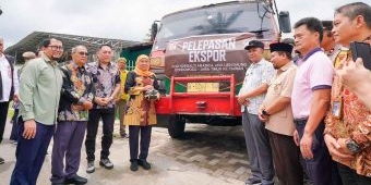 Gubernur Khofifah Lepas Ekspor 10 Ton Kopi Java Ijen Raung ke Taiwan dari Bondowoso