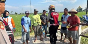 Melalui Program Jimat, Anggota Polres Ngawi Lakukan Patroli dan Bagikan Makan Gratis