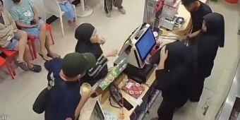 Viral Pasutri Ngamuk di Gerai Es Krim Momoyo Gresik, Hijab Karyawan Disebut Dijambak