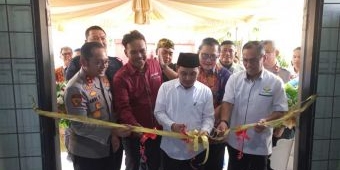 Bupati Mojokerto Resmikan Media Center untuk Wartawan