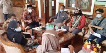 Demo ke Pendapa Delta Wibawa, Aliansi LSM Bakal Gugat Seleksi Direksi PDAM Sidoarjo