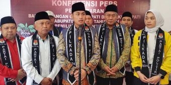 Pilkada Tuban: Lindra-Joko Daftar Siang, Riyadi-Wafi Malam