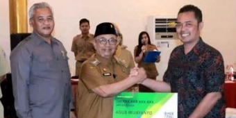 Pemkab Blitar Kembali Salurkan BLT DBHCHT untuk Buruh Rokok, Tani Tembakau dan Cengkeh