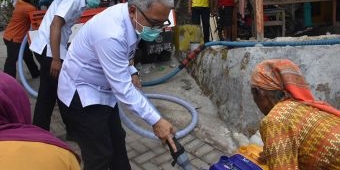 Pjs. Bupati Mojokerto Kawal Distribusi Air Bersih di Kecamatan Ngoro