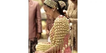 Luna Maya dan Maxime Bouttier Gelar Siraman di Ubud
