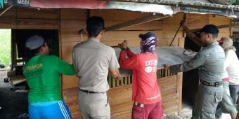 Dua Warung Remang-remang di Kecamatan Dukun Gresik Dibongkar Dispol PP dan Muspika