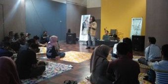 Majelis Sastra Urban: Kantong Sastra Surabaya Ada di Kampus