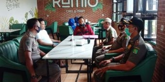 Satpol PP Sumenep Sisir Cafe yang Belum Terapkan Protokol Kesehatan