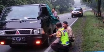 Dibantu saat Mobilnya Rusak di Tengah Hutan Ngawi, Warga Nganjuk: Terima Kasih Pak Polisi