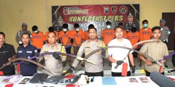 12 Anggota Gangster Bersajam yang Kerap Konvoi Diamankan Polresta Sidoarjo